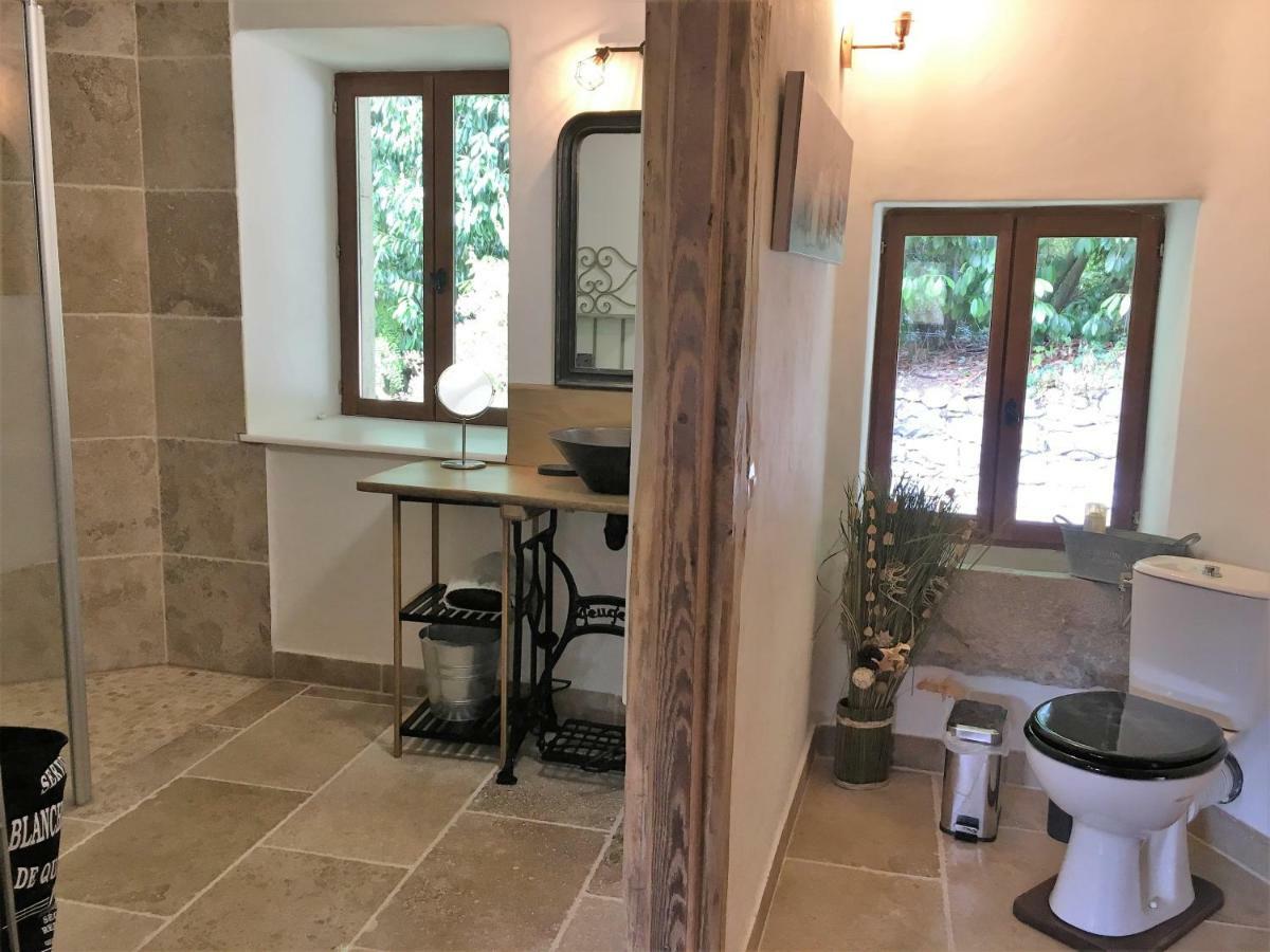 Chambres D'Hotes Des Lodges De La Cascade Yenne Eksteriør bilde