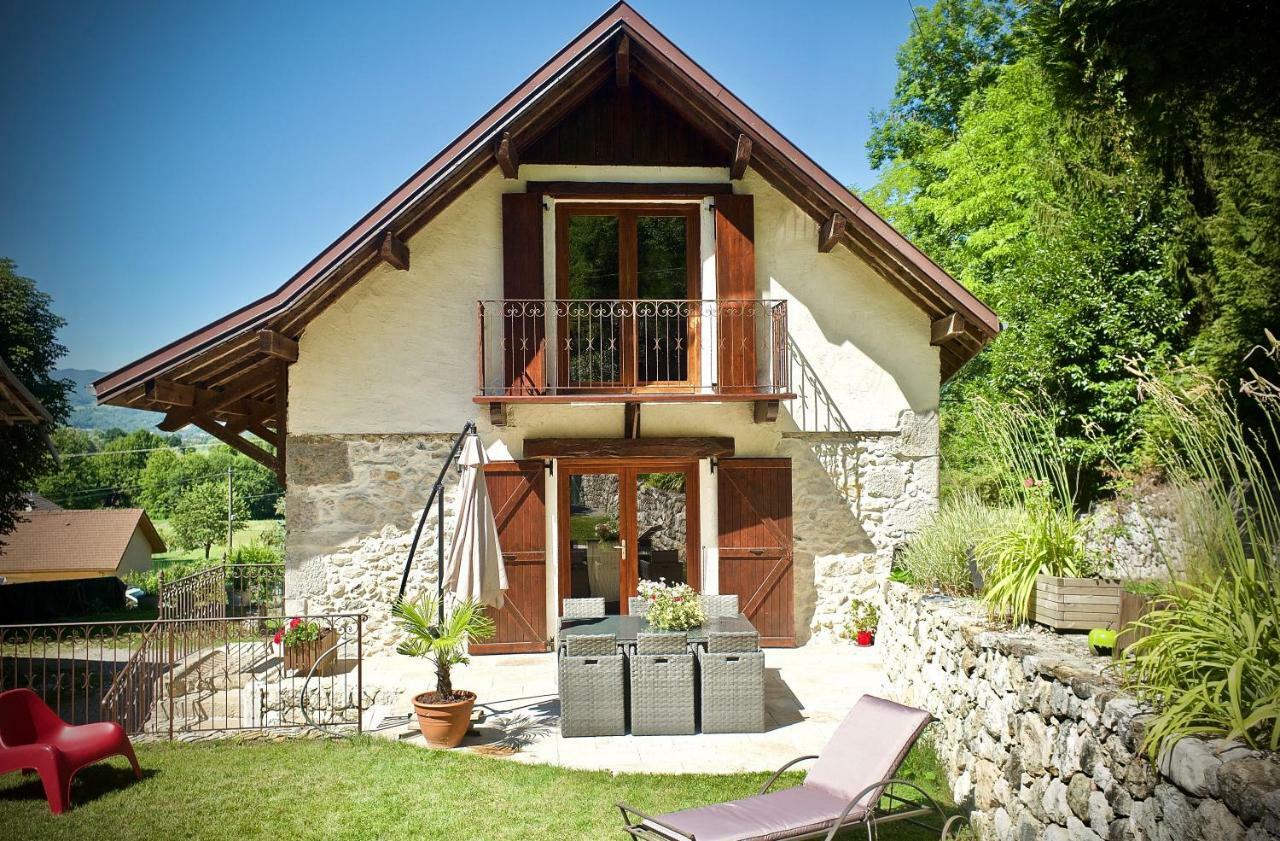 Chambres D'Hotes Des Lodges De La Cascade Yenne Eksteriør bilde